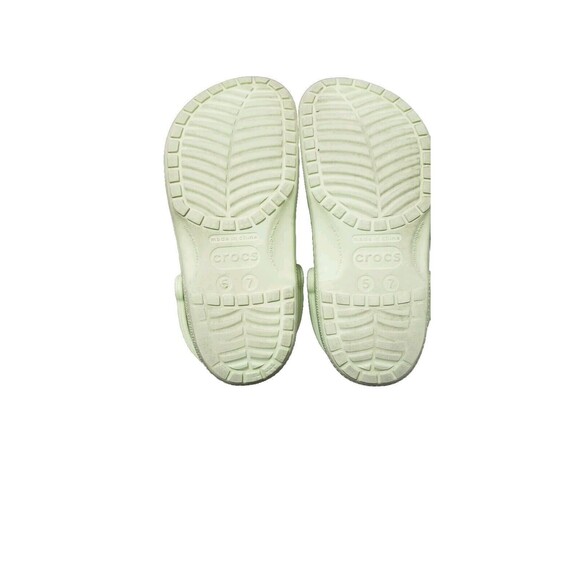 Green Crocs – SHREK CHARMS WOMEN'S 5 MEN'S 7 - Picture 6 of 6